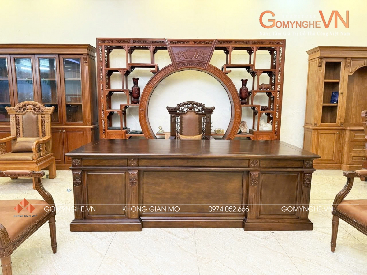 bàn giám đốc gỗ gõ phong cách Châu Âu