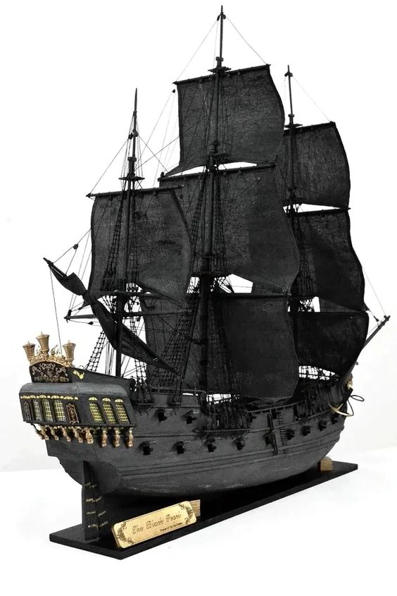 Mô hình Thuyền buồm Black Pearl Legend Model