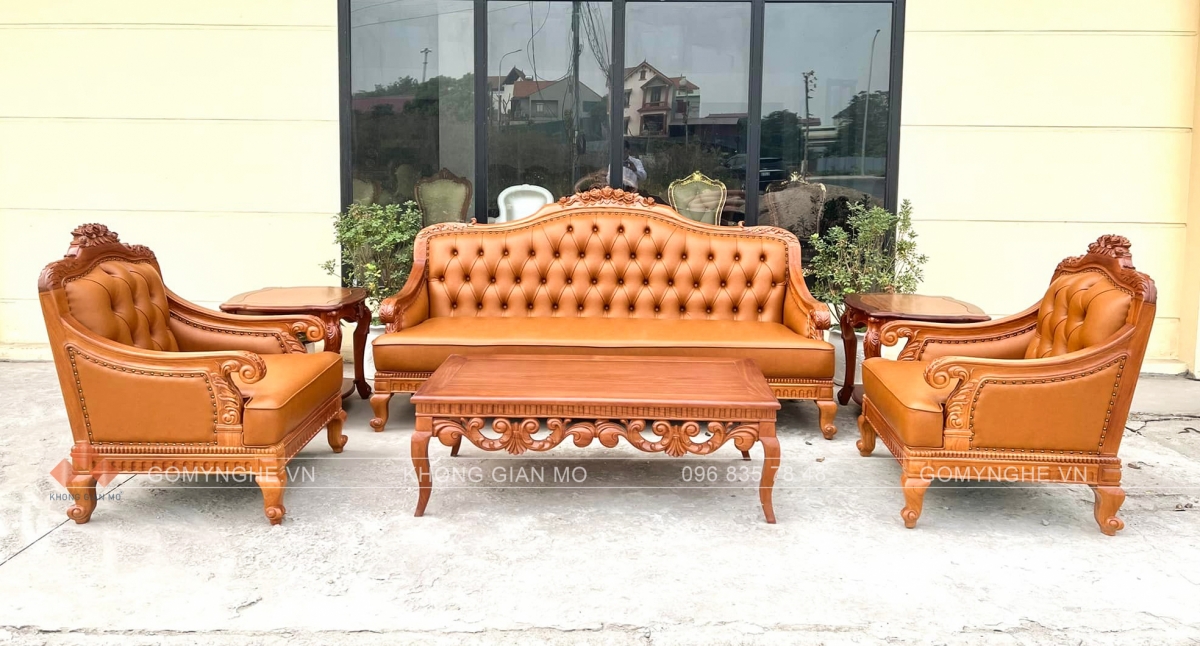 bộ sofa phòng khách bằng gỗ tự nhiên theo phong cách tân cổ điển 
