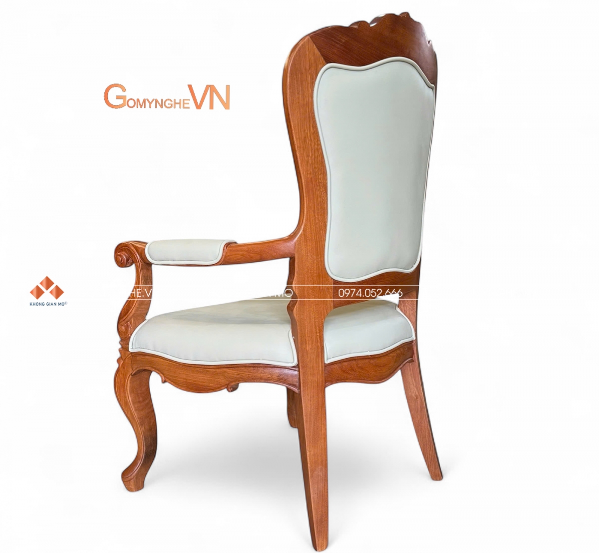Ghế giám đốc nữ bọc mầu kem thanh lịch, chất liệu gỗ gõ đỏ