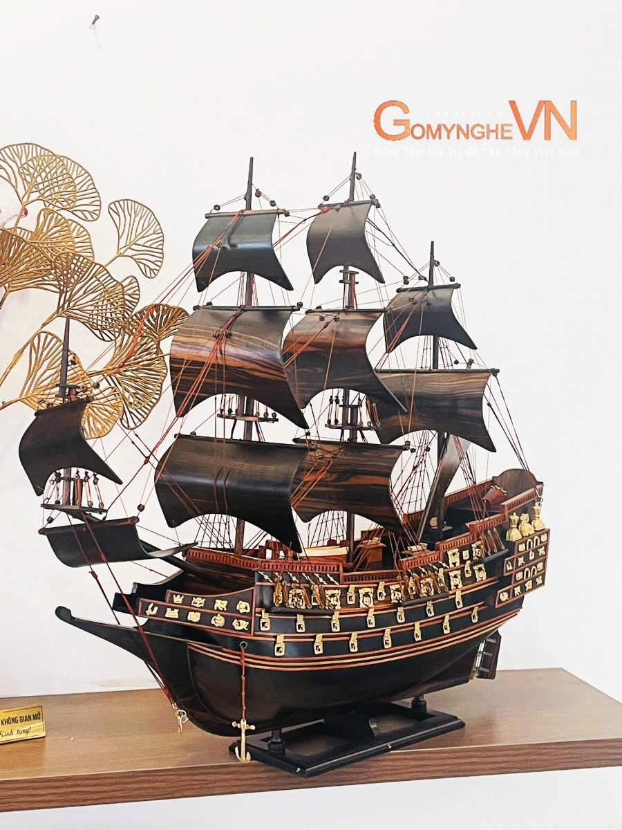 thuyền gỗ nun