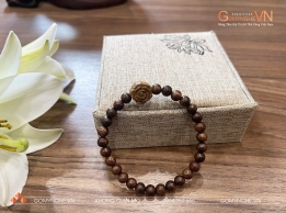 Vòng Trầm Hương Đeo Tay Size 4 Ly Charm Hoa Hồng Vòng Trầm Hương Đeo Tay Size 4 Ly Charm Hoa Hồng