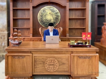 Khám phá lý do Lãnh đạo chủ doanh nghiệp yêu thích trưng bày mô hình thuyền buồm trên bàn làm việc