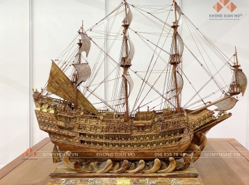 Mô Hình Thuyền Gỗ "Thuận Buồm Xuôi Gió": Xu Hướng Quà Tặng Đẳng Cấp Khởi Sắc Năm 2026