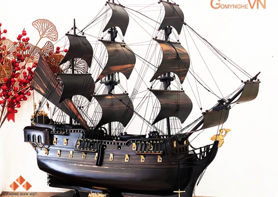 MÔ HÌNH THUYỀN BLACK PEARL – TÁC PHẨM GỖ MỸ NGHỆ MANG LINH HỒN BIỂN CẢ