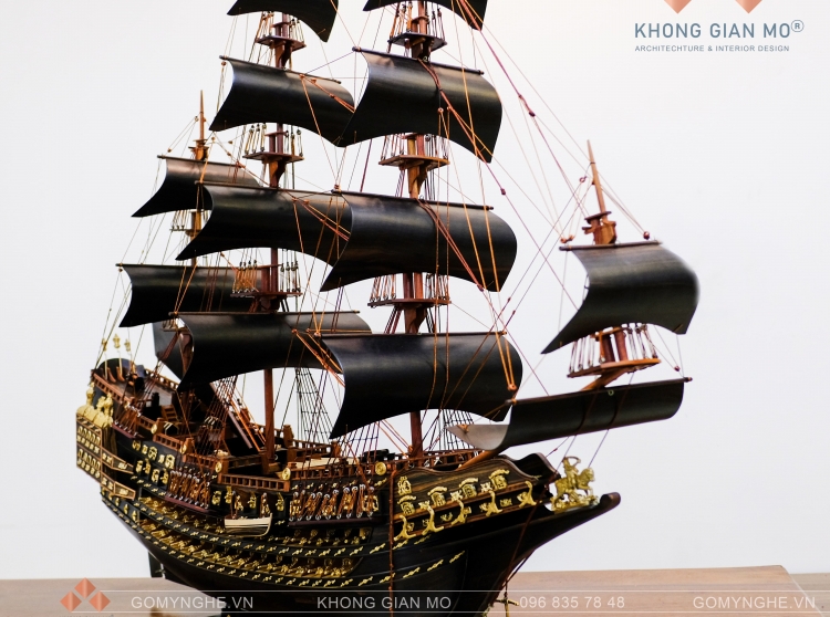 Sovereign of the Seas – Chiến hạm Hoàng gia Anh và câu chuyện được tái hiện bằng gỗ