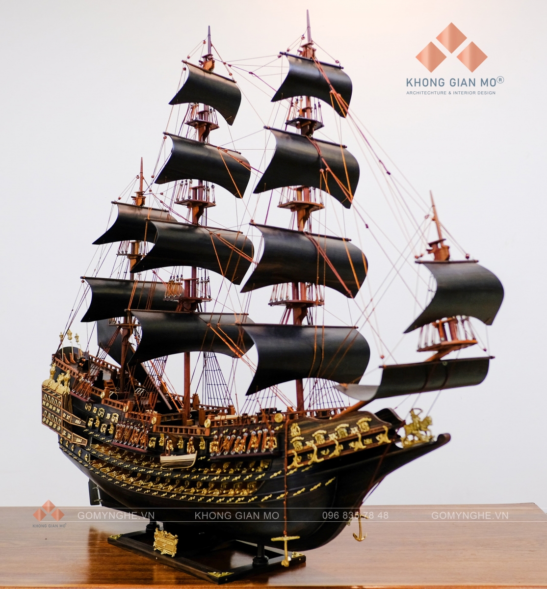 thuyền buồm phong thủy gỗ mun kích thước dài 100cm