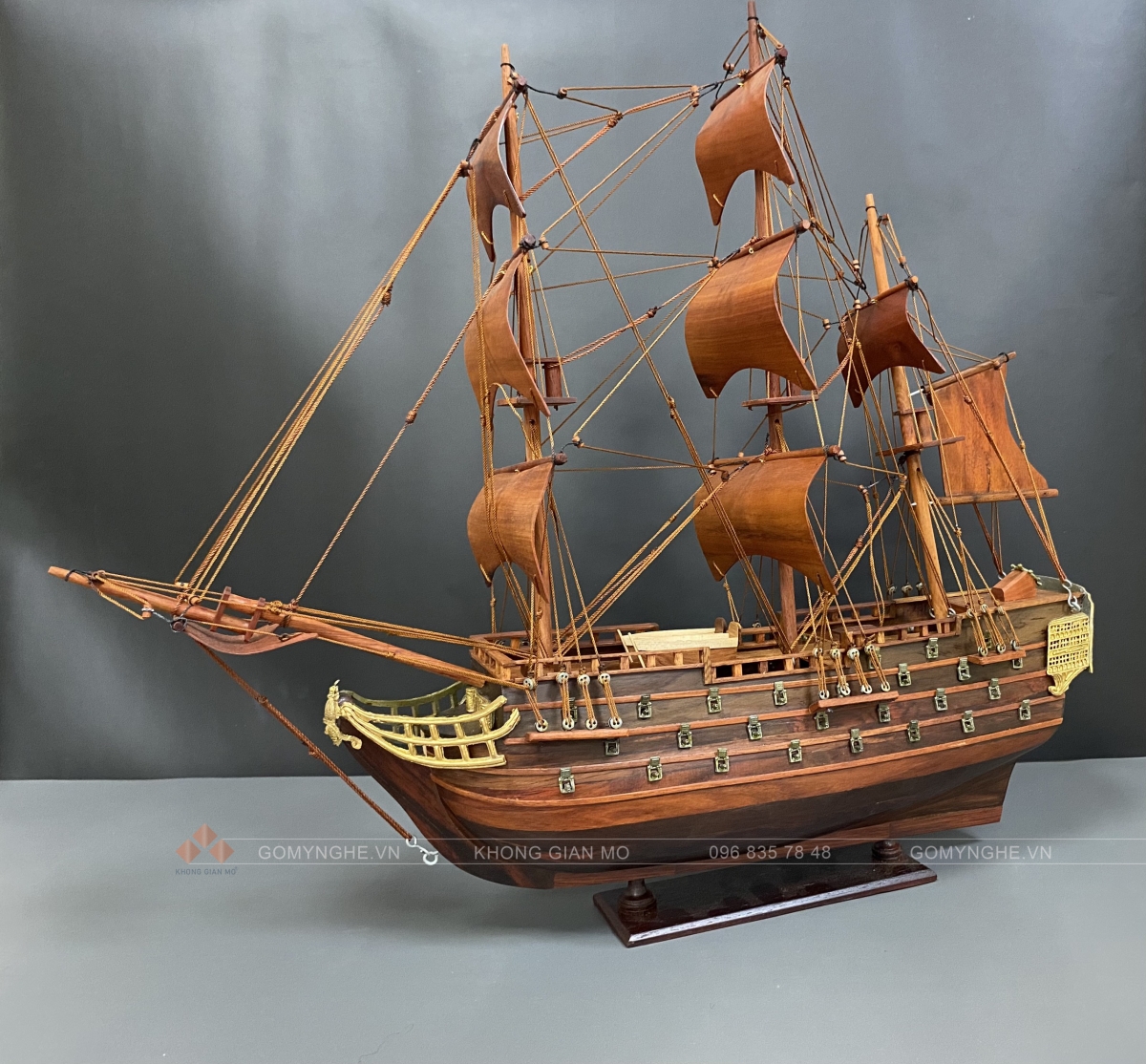 thuyền buồm gỗ phong thủy trang trí cao cấp thuyền gỗ trắc