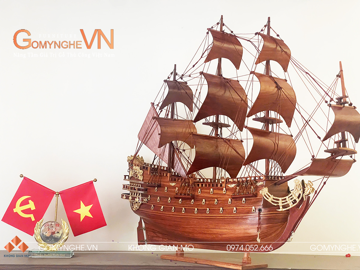 Thuyền buồm phong thủy thuyền thuận buồm xuôi gió gỗ hương ta