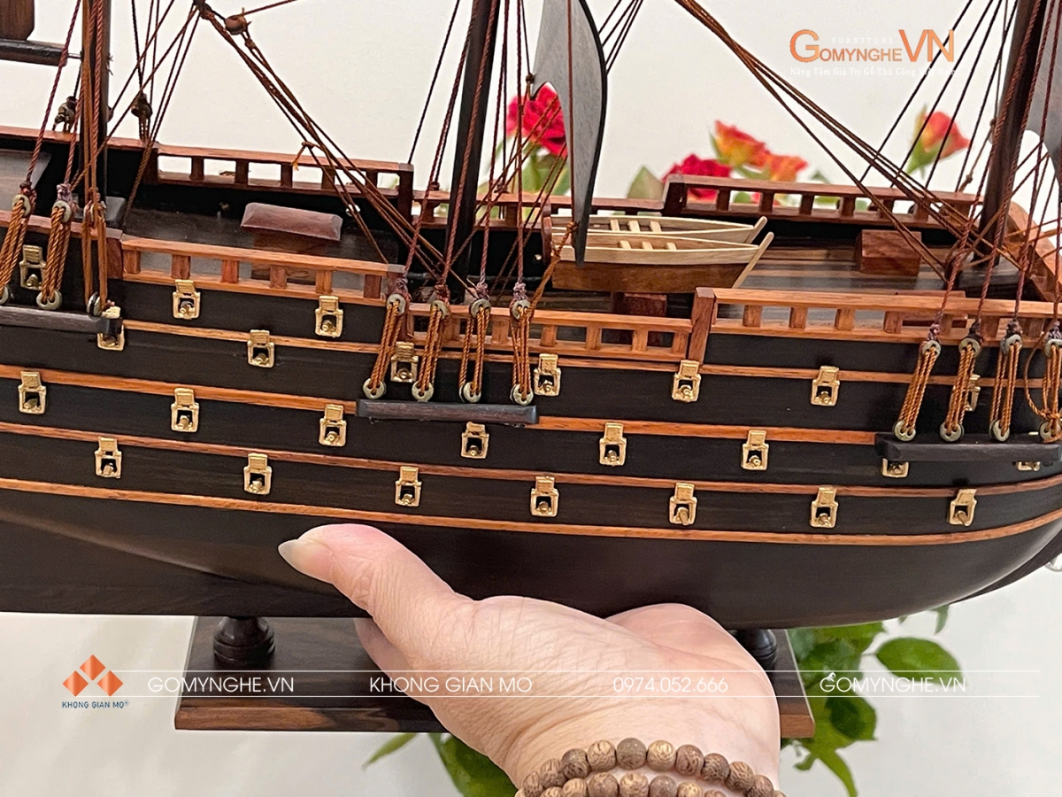 Mô Hình Thuyền Buồm Gỗ Mun Hoa 40x45cm | Thuận Buồm Xuôi Gió Độc Bả