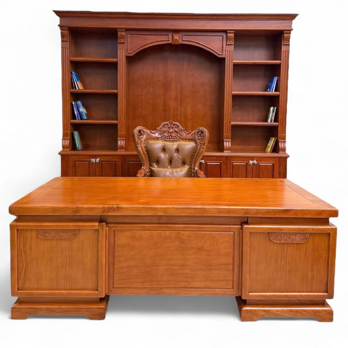 Bàn ghế tủ hồ sơ trong nội thất văn phòng sử dụng gỗ gõ đỏ